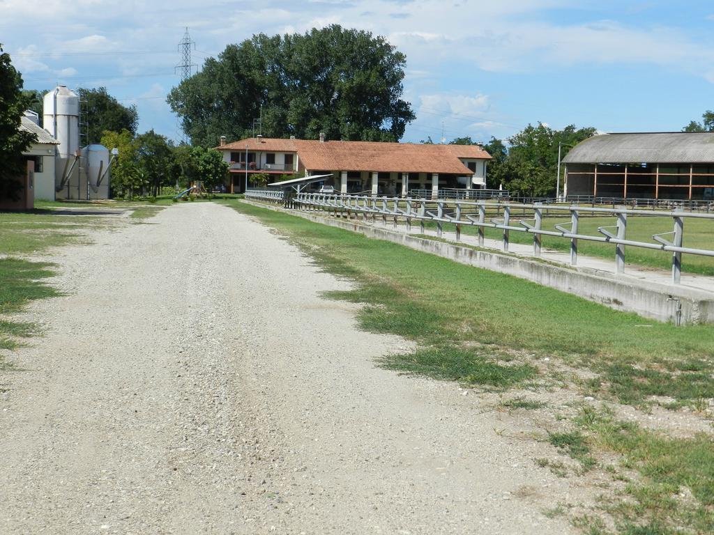 Agriturismo Zio Michele 호텔 이솔라 델라 스칼라 외부 사진