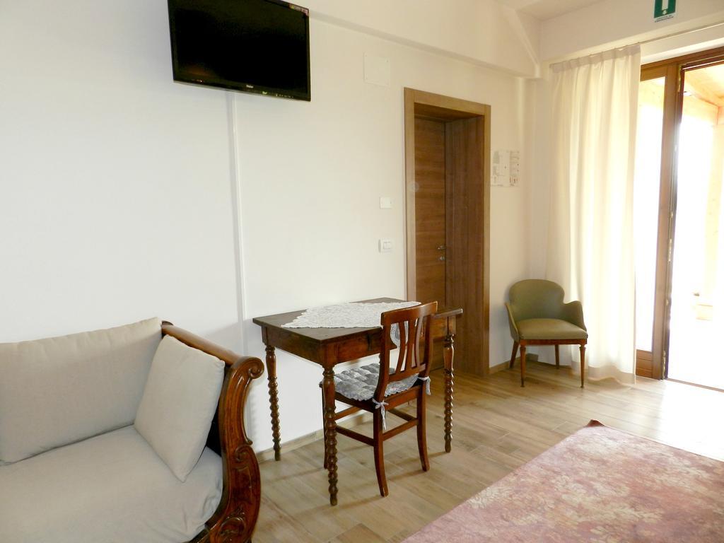 Agriturismo Zio Michele 호텔 이솔라 델라 스칼라 외부 사진